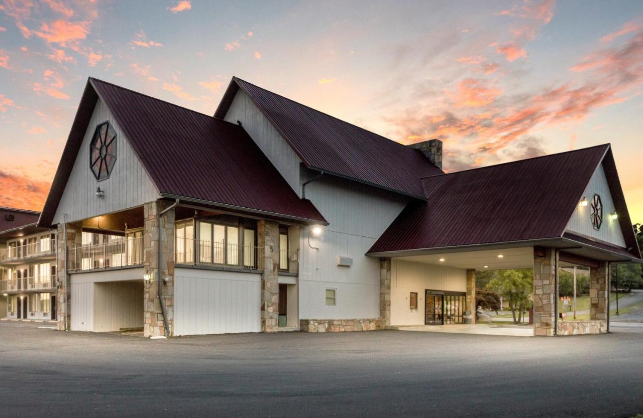 Red Roof Inn Дендрідж Екстер'єр фото