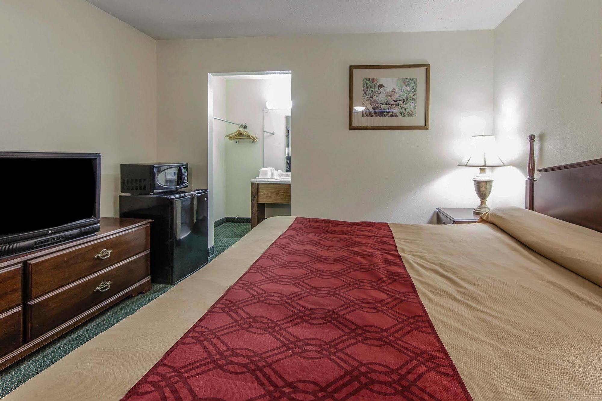 Red Roof Inn Дендрідж Екстер'єр фото